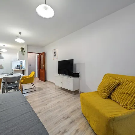 Daire Powstancow Slaskich Homely By Bookinghost Wroclaw