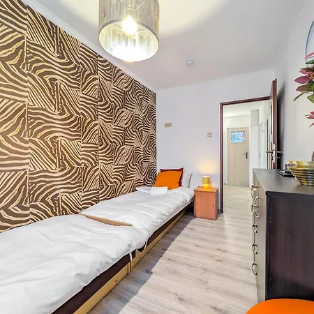 Appartamento Powstancow Slaskich Homely By Bookinghost *