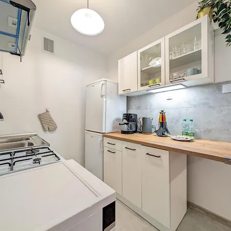 Appartamento Powstancow Slaskich Homely By Bookinghost