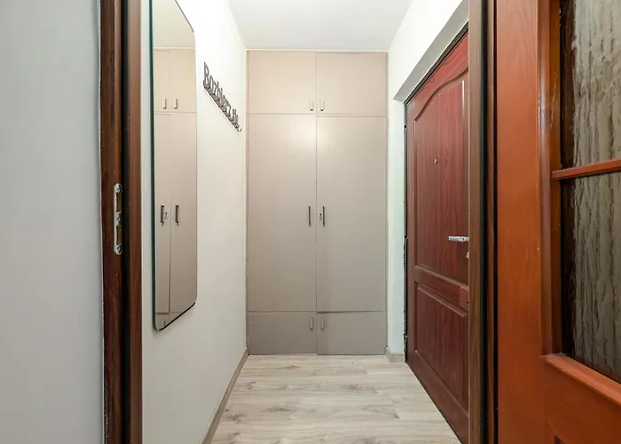 Powstancow Slaskich Homely By Bookinghost * Breslavia