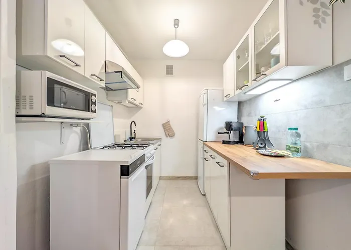 Appartamento Powstancow Slaskich Homely By Bookinghost